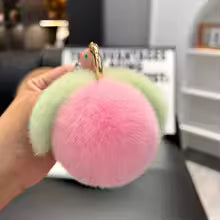 Cute Furry Peach Keychain For Car Keys High Quality Fluffty Plush Fruit Keychain Soft Fur Pink Peach Keyring Custom Bag Pendant