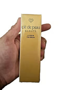 Clé de Peau Beauté Le Serum – 50 mL / 1.6 oz – Full Size – New in Box (NIB)